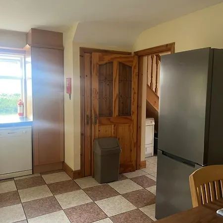 Διαμέρισμα 4 Bedroom House