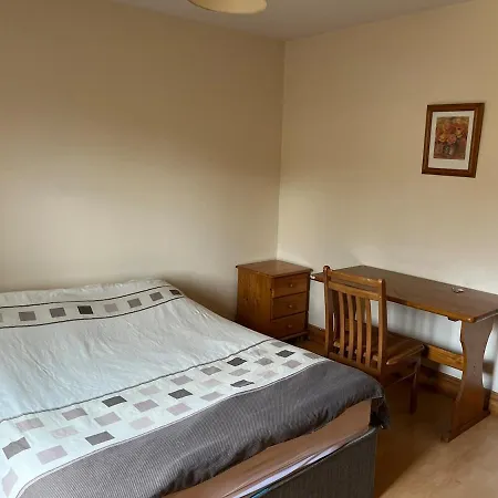 4 Bedroom House Διαμέρισμα