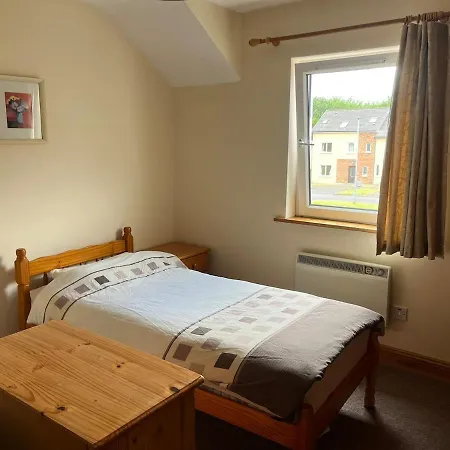 Διαμέρισμα 4 Bedroom House *